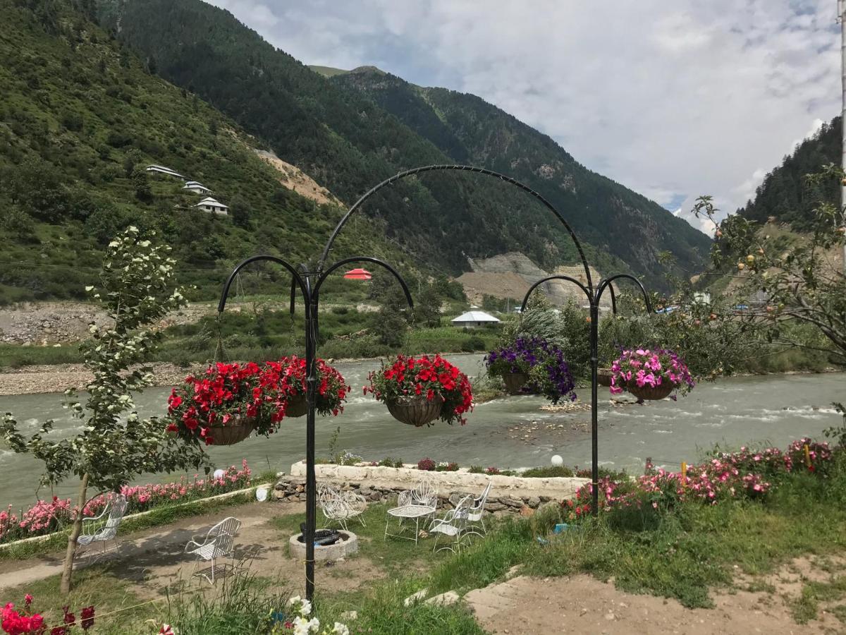 Parhena Cottages Bella Naran Luaran gambar