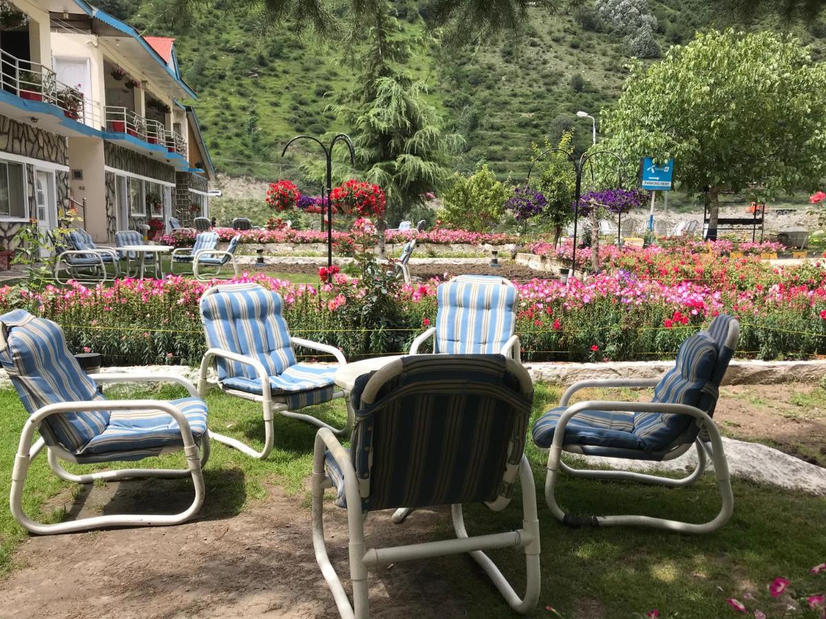 Parhena Cottages Bella Naran Luaran gambar