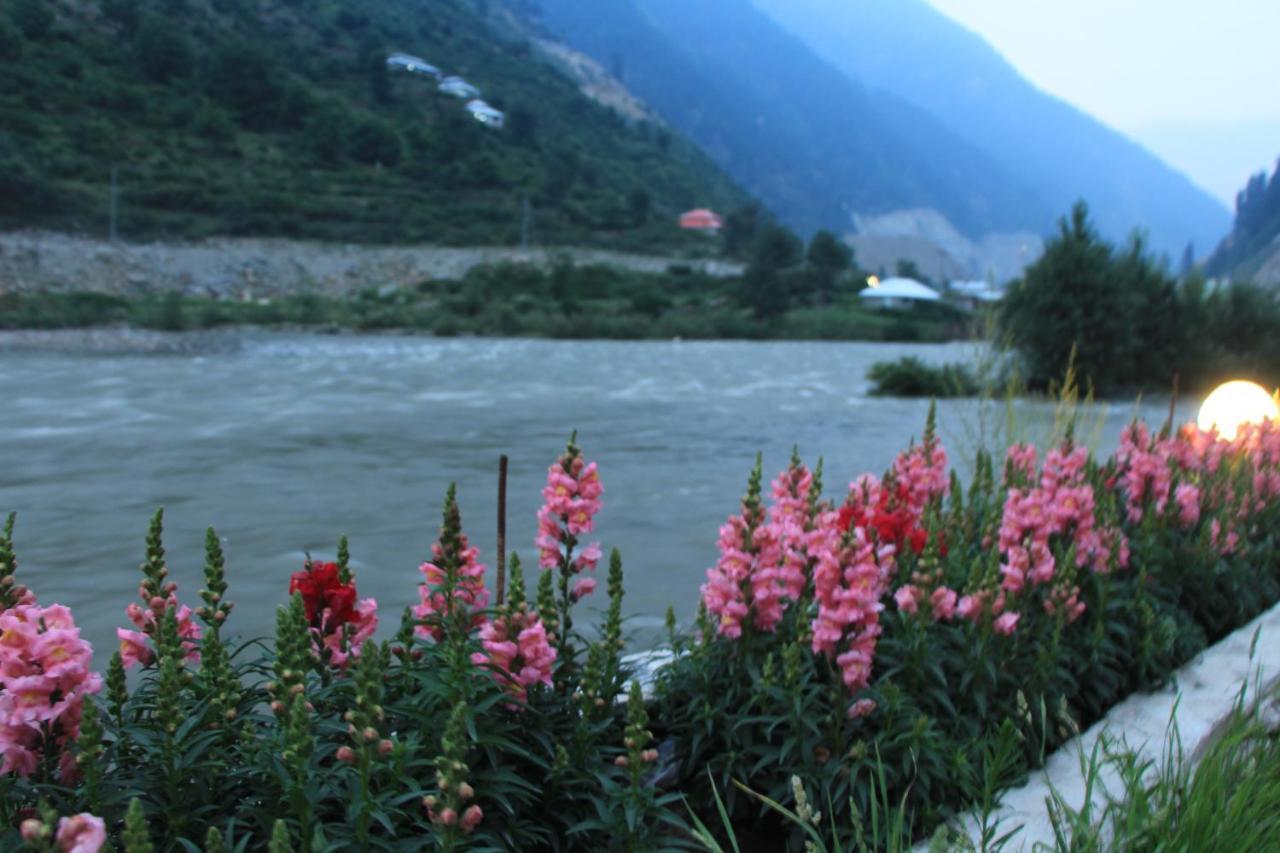 Parhena Cottages Bella Naran Luaran gambar