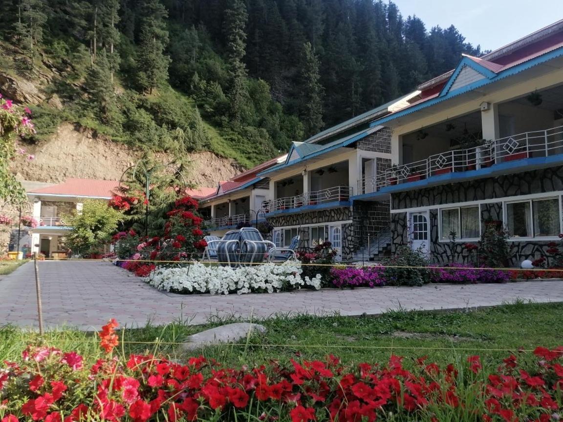 Parhena Cottages Bella Naran Luaran gambar