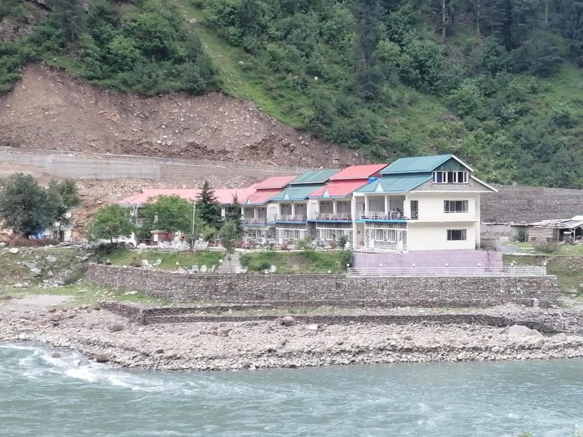 Parhena Cottages Bella Naran Luaran gambar